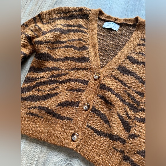🤎Brown Cardigan sweater - Picture 2 of 6